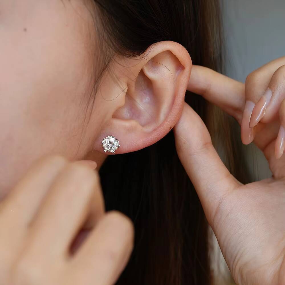 925 Sterling Silver Moissanite Buckle Earrings for Women Fashion Exquisite Student Girlfriend Jewelry Accessories Party Gift