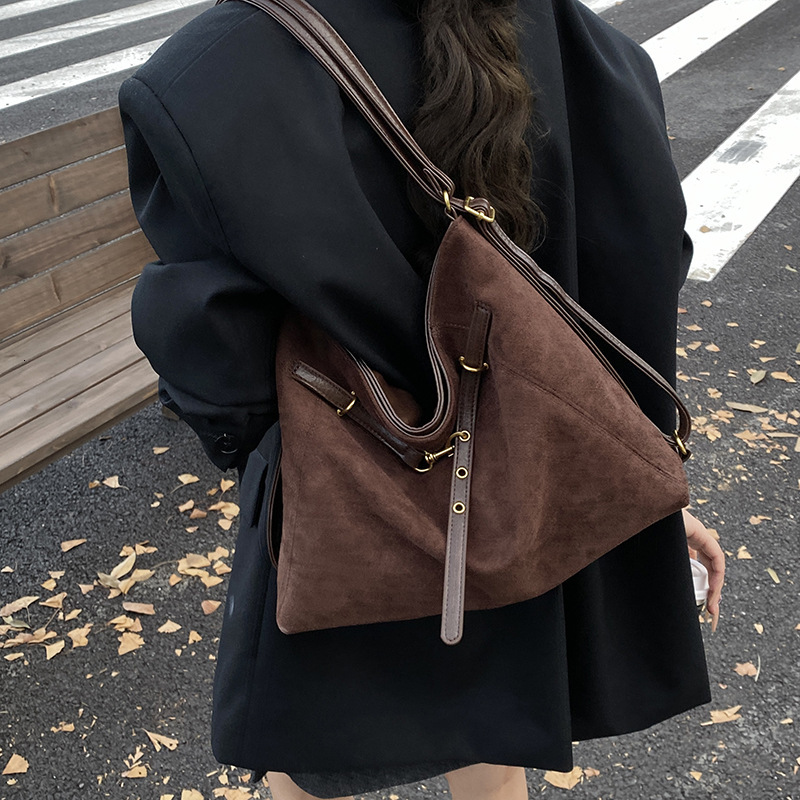 Free shipping designer bag Suede Bag Women Large Capacity New Autumn Winter Casual Shoulder Bag Commuter Tote Bag Backpack