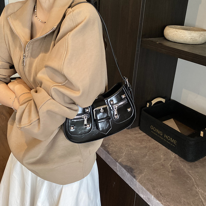 Free shipping designer bag High-end Underarm Bag New Niche Hot Girl Trendy Cool Single Shoulder Bag Rivet Motorcycle Crossbody Bag