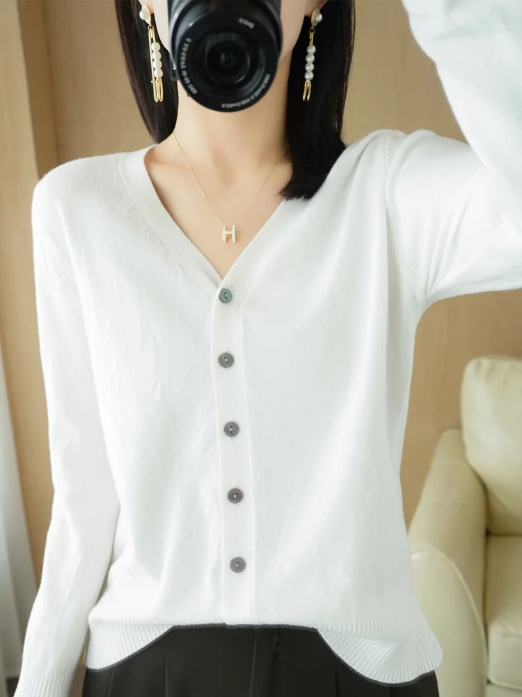 Early Autumn Andy Cashmere Knit Cardigan VNeck Solid Color Fashion HighGrade Comfortable Loose Casual Knitwear GH021 251027