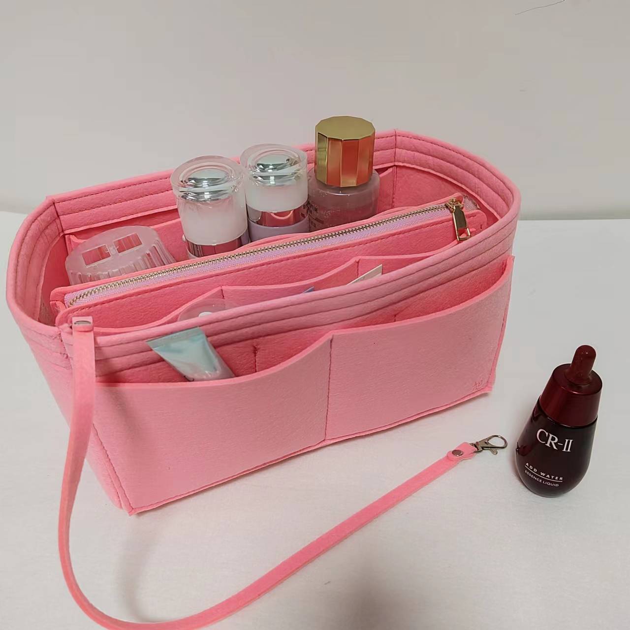 Designer's new felt makeup bag with zipper, multiple compartments, mom travel bag, multifunctional makeup storage bag, felt inner bag