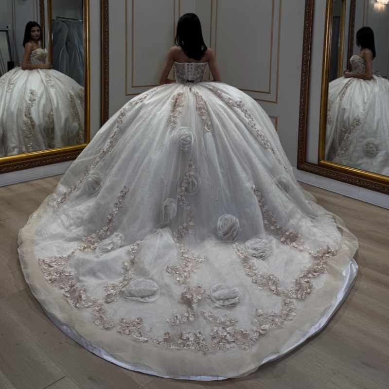 Light Champagne Shiny Quinceanera Dresses Off The Shoulder Applique Flower Beading Crystal Tull Party Birthday Sweet 16 Dress Vestidos 15 De Anos