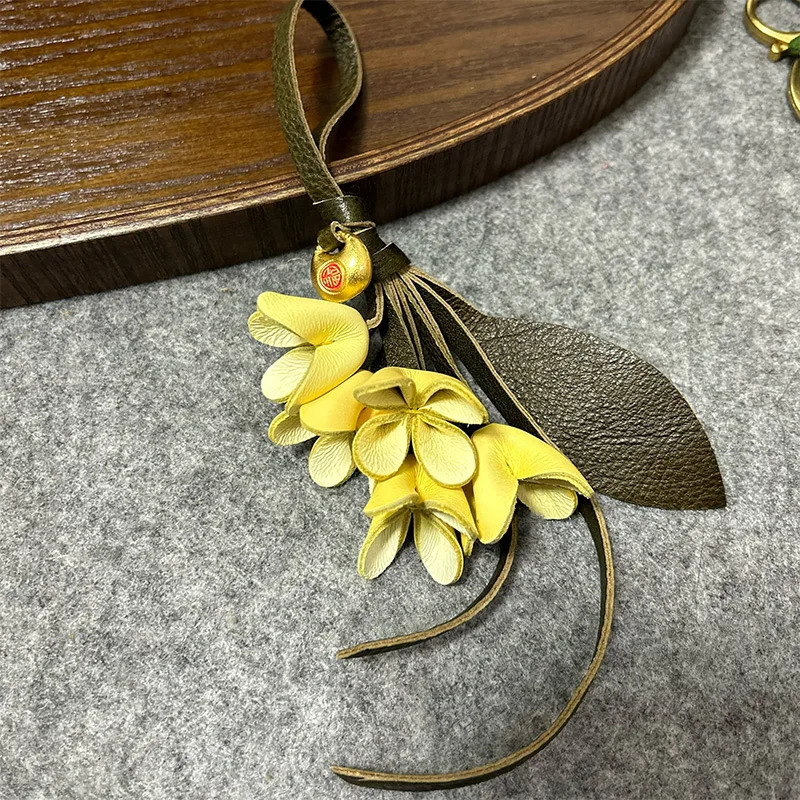 Flower Bag Pendant Genuine Leather Original Exquisite Handmade Simulation Flower Pendant Osmanthus Tulip Keychain 251027