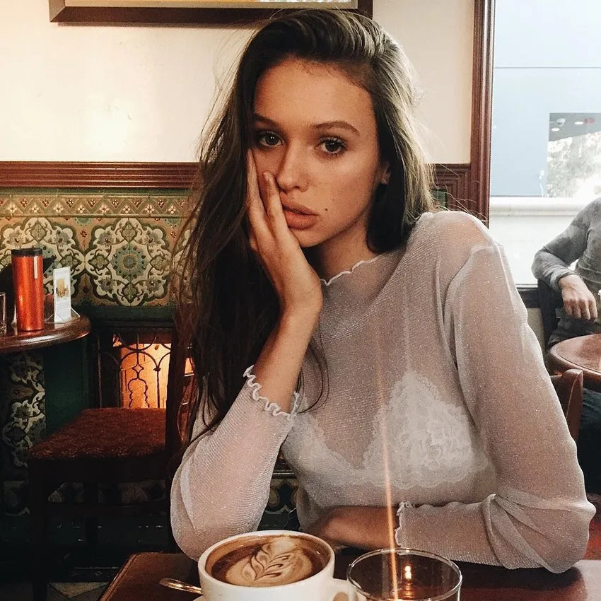 Sexy Mesh Shiny Long Sleeve T Shirt Women Spring Transparent Club Party Black Tee Shirts Sexy Thin O Neck Short Tops 251027