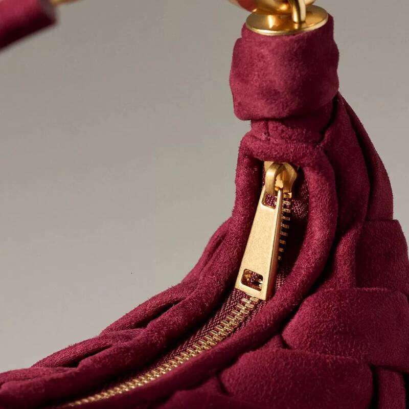 Vintage Faux Suede Hand-Woven Slim Shell Bags For Women Designer Handbag Purse 2025 New In PU Metal Handle Small Shoulder