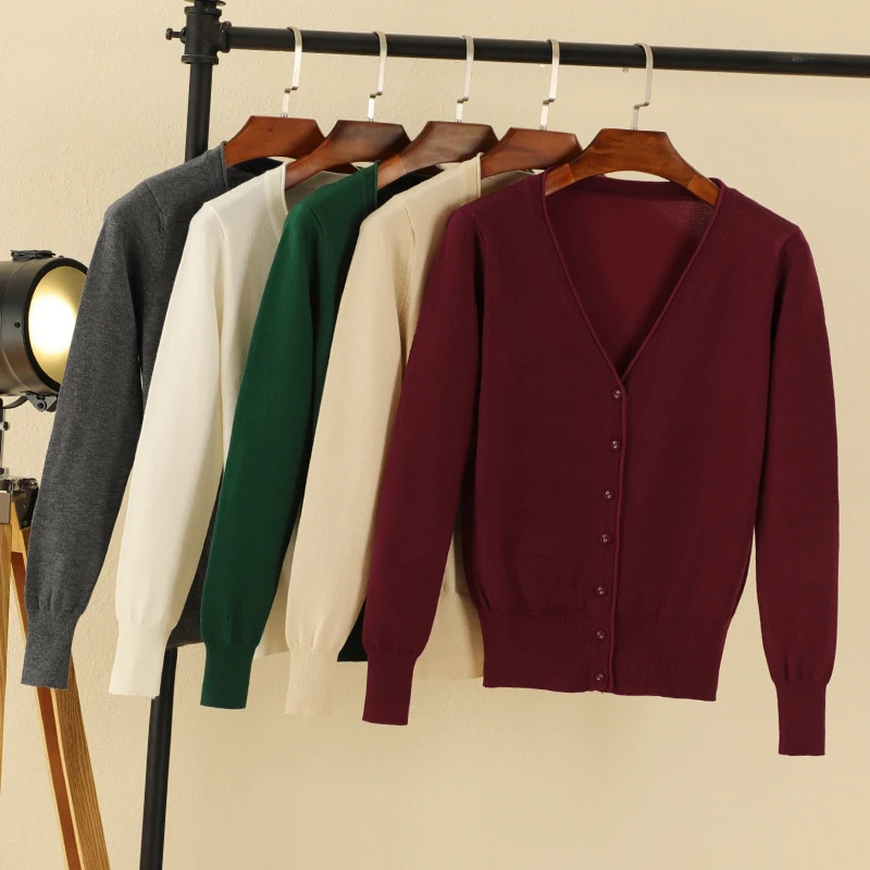 Black Cropped Cardigan Female Clothing Blouses Womens Coat Spring 2025 Long Sleeve Top Korean Fashion Knitted Sweater 251027