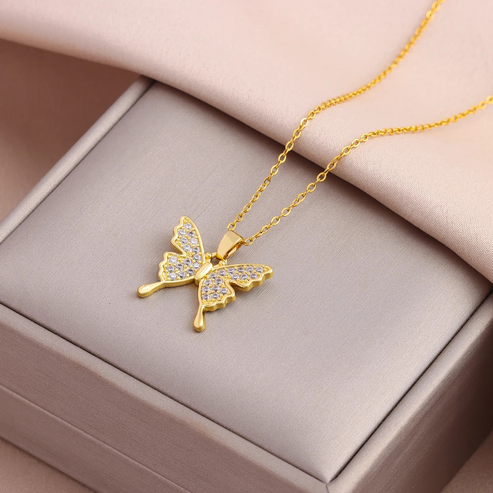 In Fashion Zircon Butterfly Pendant Necklace For Women Female Daily Wear Stainless Steel Clavicle Chain Jewelry Wholesale 251023