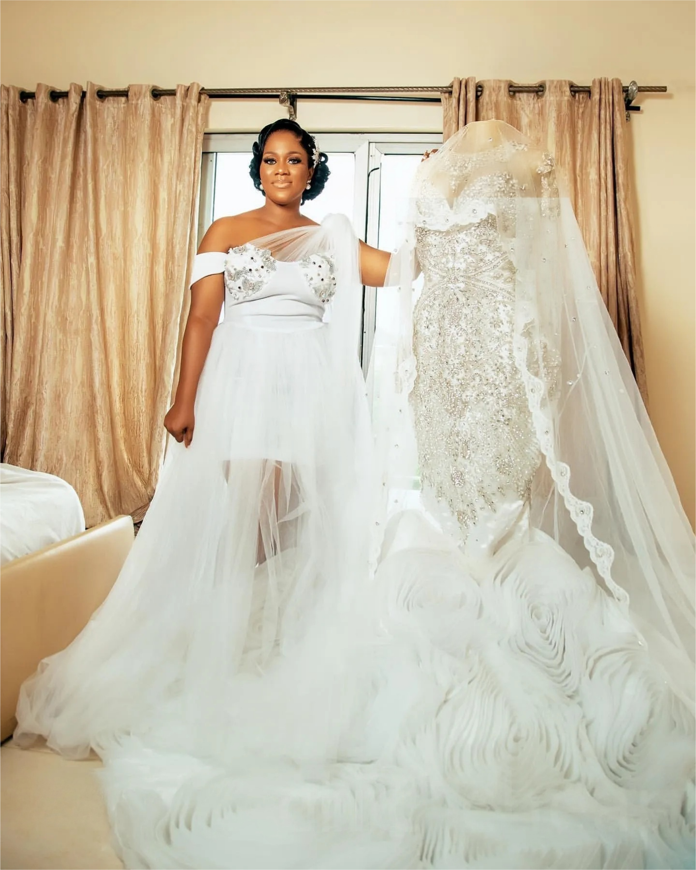 Arabic Aso Ebi Plus Size Mermaid Wedding Dress in Ivory with Lace Beaded Crystals and Luxurious Tiers