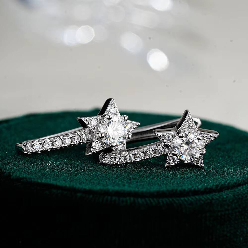 Simple Star Shaped White Gold Plated Hoop Earrings Wedding Full Paved Cubic Zirconia Ladies Moissanite Earrings for Women