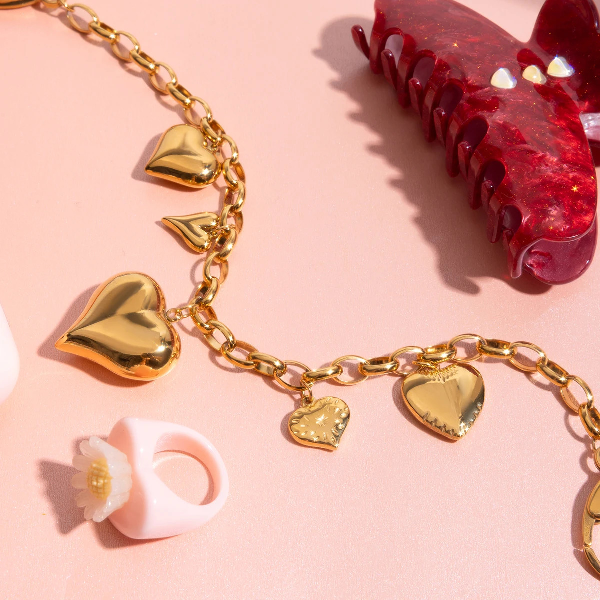 Zora Fashionable Fruit Heart Decorative Bag Pendant 18K Goldplated Stainless Steel Bag Decoration Key Chain for Daliy 251023