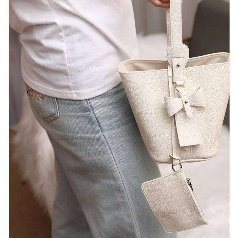 Jonlily Women Genuine Leather Shoulder Female Fashion Handbag Totes Casual Daybag High Capacity Commuter Bag Purse -Kg1979 251027