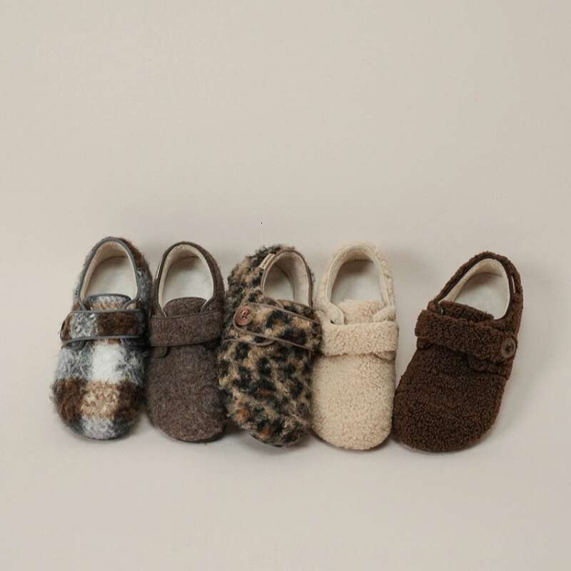 Brown Lamb Wool for Autumn and Winter 2025 New Style Fleece-Lined Warm Cotton Shoes Flat Loafers