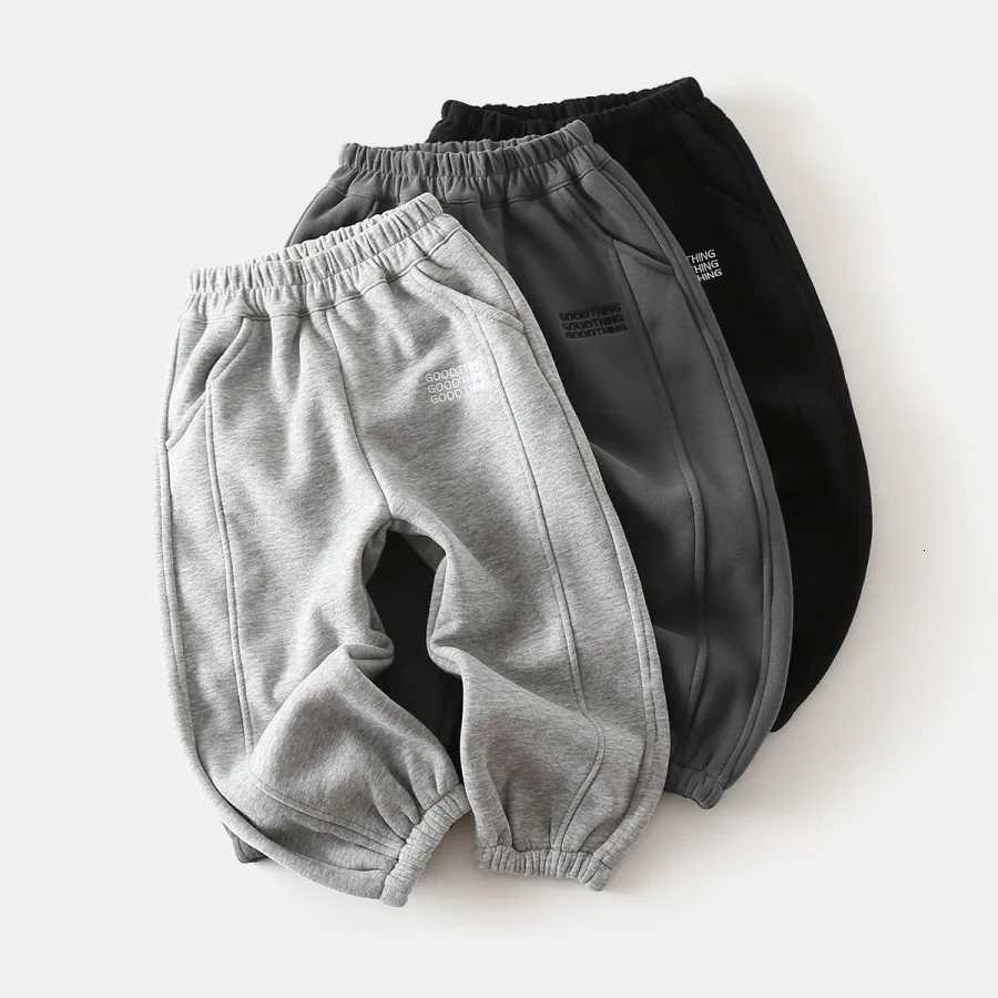 Comfortable Elastic Waist Activewear Sweatpants 2025 New Kids Winter Pants Boys Thickened Fleece Lined Warm Children TrousersT251027