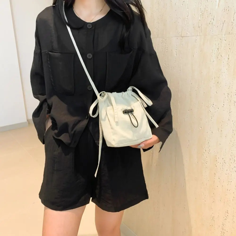 Large Capacity Women Shoulder Bag Simple Versatile Reusable Tote Bags Cell Phone Purse Pouch Drawstring Crossbody Bag 251027