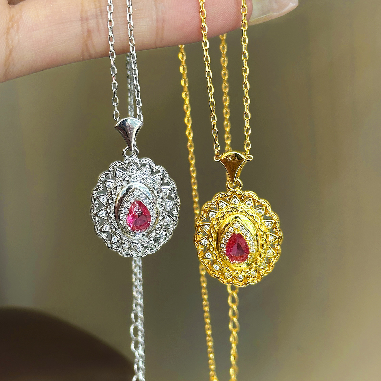 TaiYang New Gold Plated Copper French Vintage Sunflower Teardrop Pendant Necklace, Artisan Craftsmanship Chain for Women