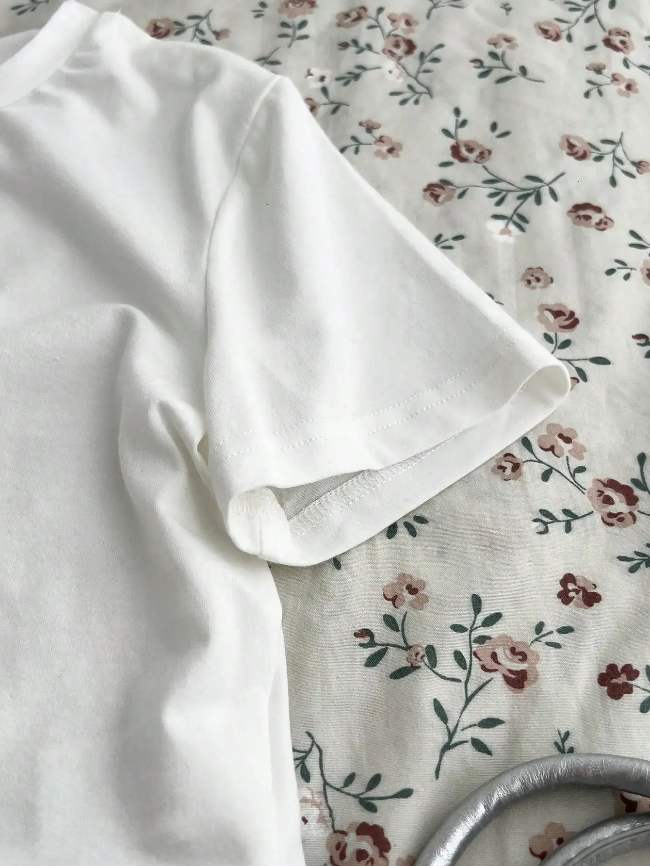 Women short Sleeve T Shirt summer Solid Slim Fit Casual Shirts Female Pullovers Basic Tee Clothes Street wear Crop Tops 251027