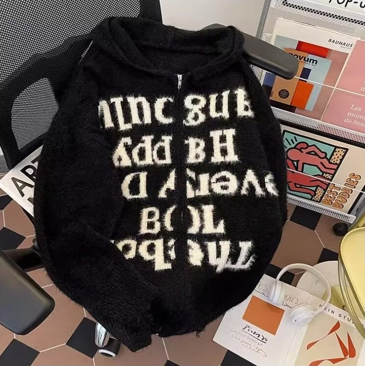 American Style Designer Sweater Lazy Ripped Hooded Knitted Cardigan Sweater Unisex High Street Loose Couple Zipper Fuzzy Coat