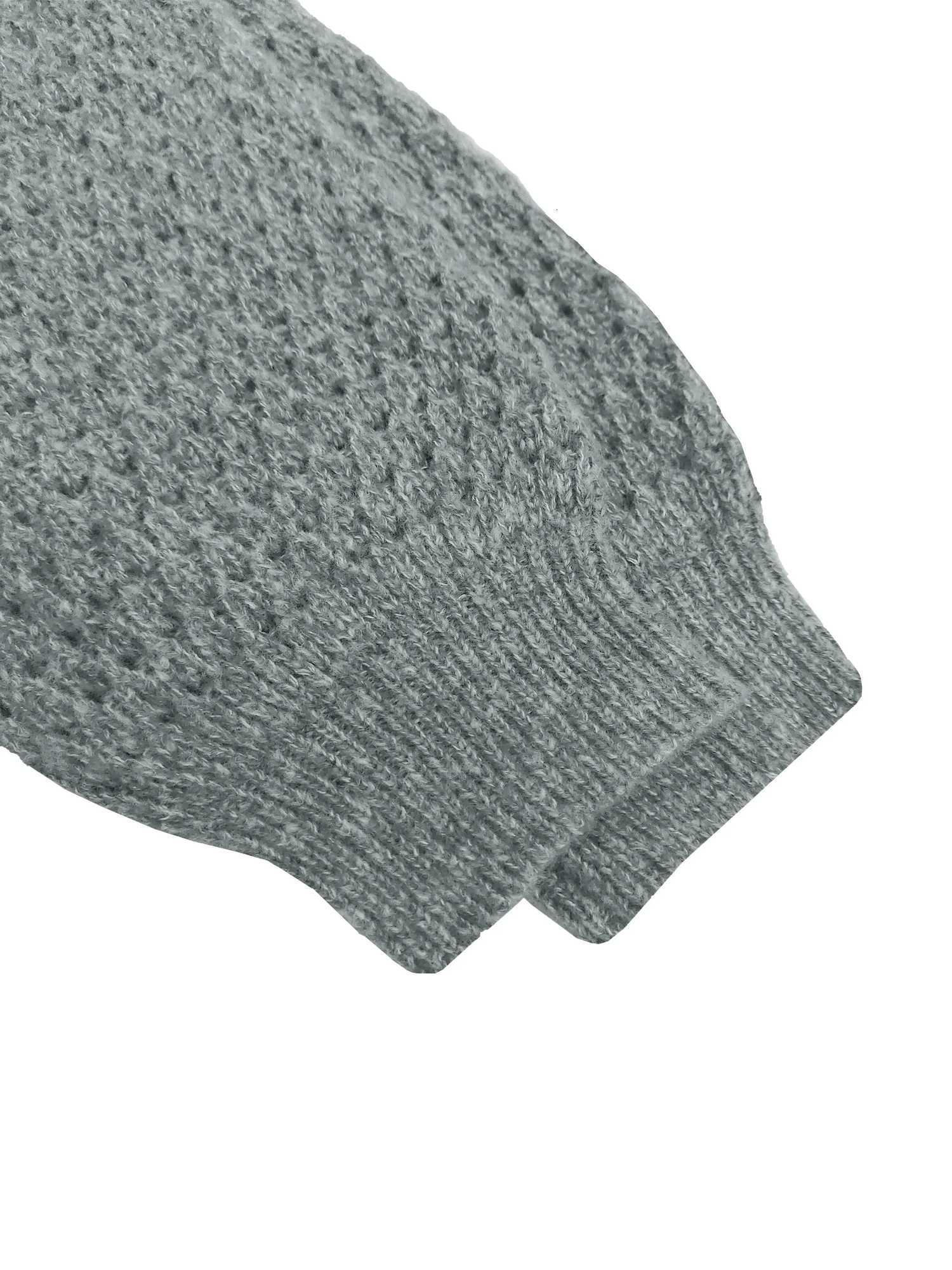 New Autumn and Winter Solid Color Round Neck Sweater Versatile for Daily Use Loose Lantern Sleeve Design Womens PulloverT251027