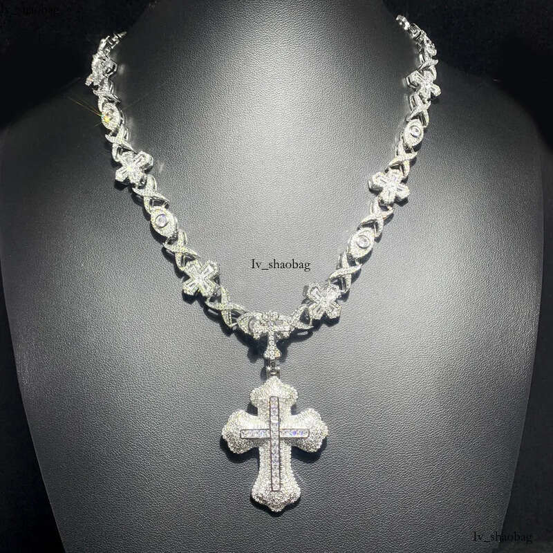 Hip Hop Pendant with Eye Cross Cuban Chain Necklace 5A Zircon Mens Jewelry aaa