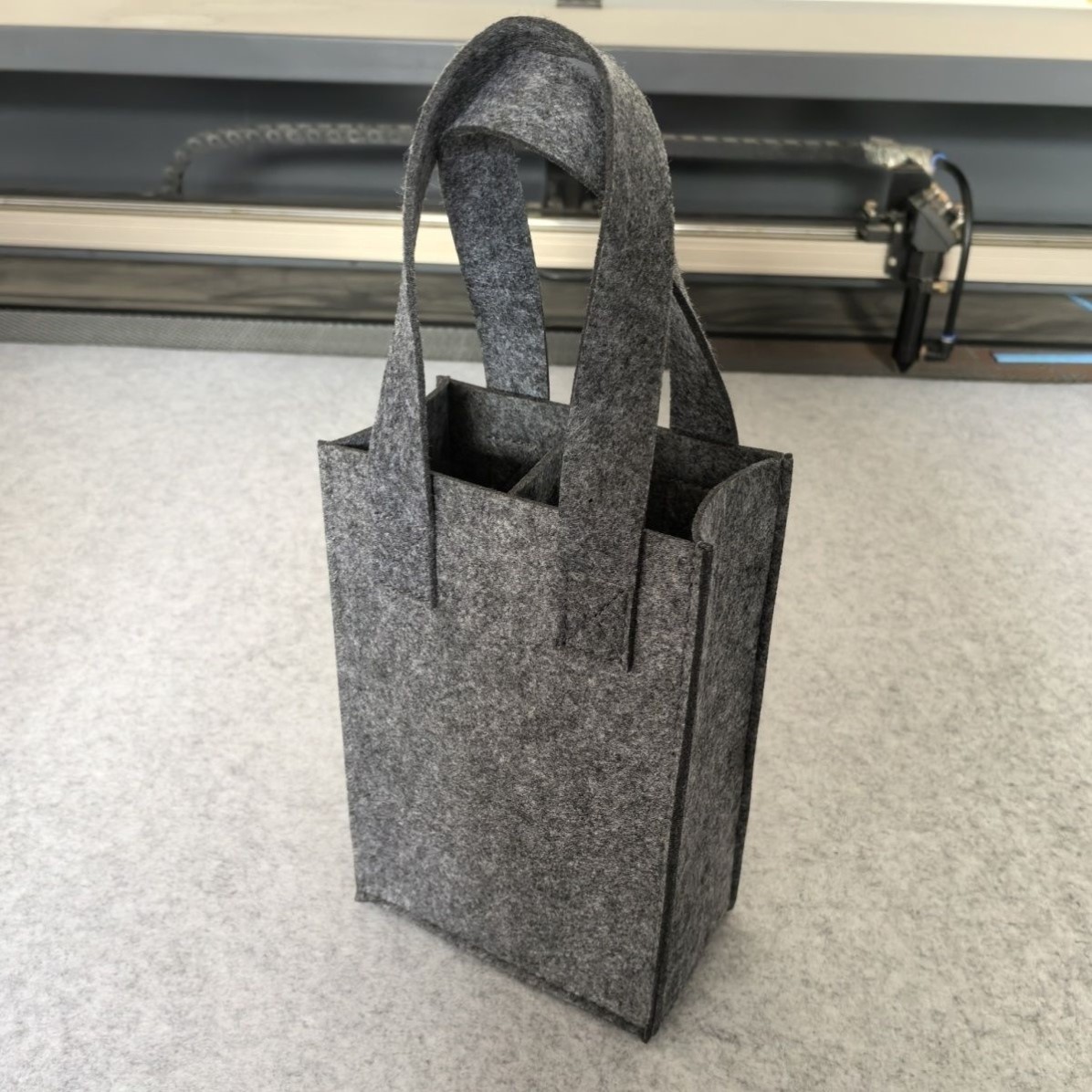 Felt wine bag, non-woven fabric, thickened bottled red wine gift bag, handbag bag, customized wine packaging bag