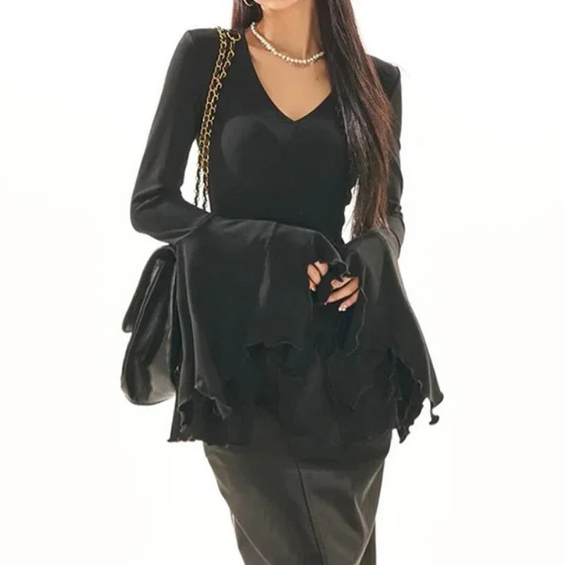 Goth Dark Fairy Grunge Flare Sleeve Vneck Tshirts Gothic Split Sexy Lettuce Hem Female Blouses Y2k Black Slim Fashion Alt Tops 251027