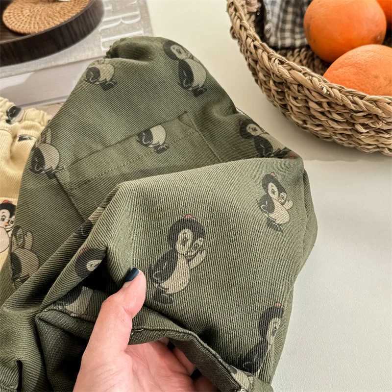 2025 New Kids Casual Loose Harem Pants with Adorable Penguin Prints for 17 Years Old Comfortable Wear Boy and Girls TrousersT251027