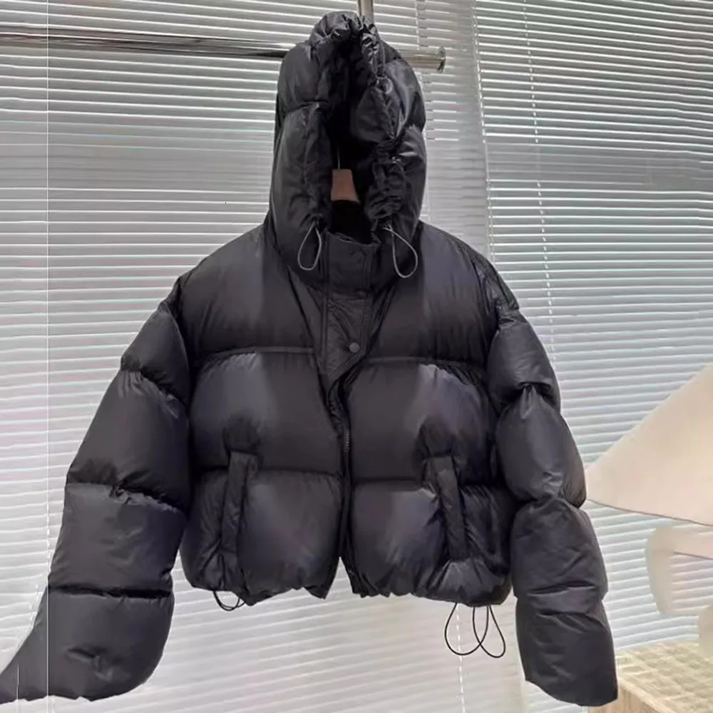 Autumn Winter Casual Parkas Women Fashion White Duck Down Jacket with Hood Warm Over Size Thick Short Outwear Female Coat 251027