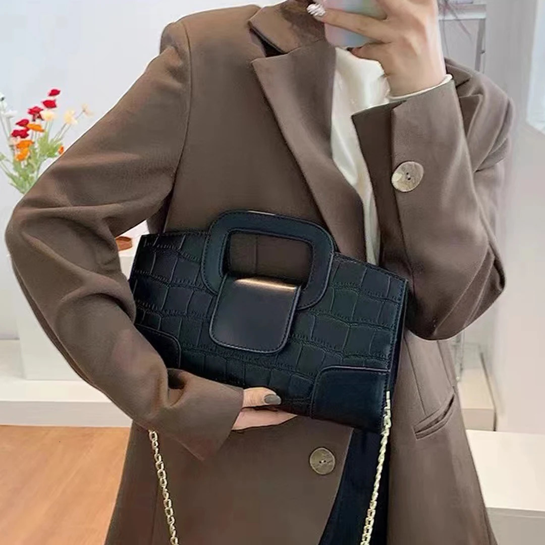 Grain PU Leather Handbag for Women Vintage Large Capacity Evening Bag Simple Elegant Party Clutch Shoulde 251014