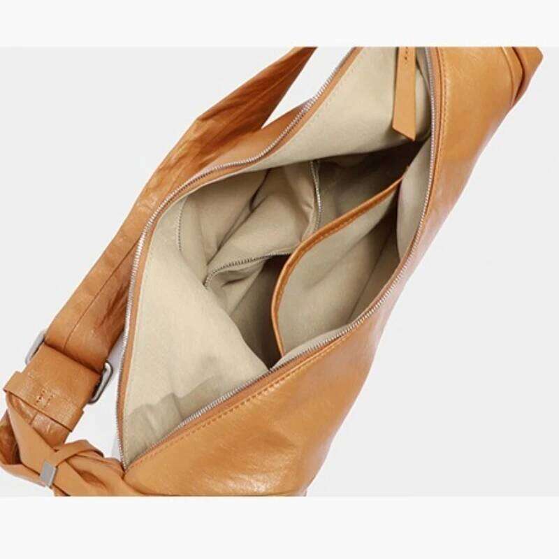 Women Crescent Underarm PU Leather Female Elegant Commuter Shoulder Niche Design Girls Fashion Armprit Bags Purses 251027