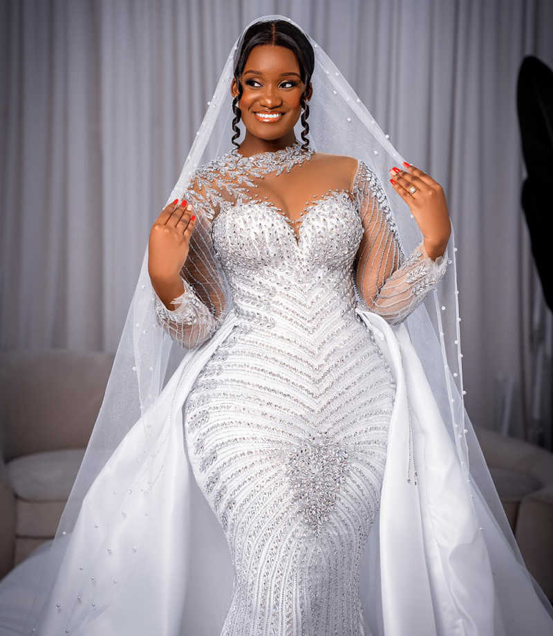 Sexy Mermaid Wedding Dress Bridal High Neck Long Sleeve Bride Gowns Beaded Lace Pearls with Detachable Train Customized Vestidos De Novia