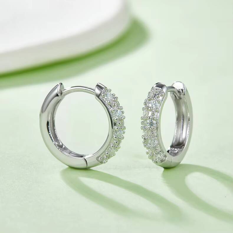 Wholesale New Product Double Row Hoop 925 Sterling Silver Claw 16mm Moissanite Hoop Earrings for Women