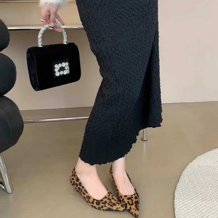 Womens Pumps Leopard Boat Shoes Pointed Toe Slip Dress Shoes Black Faux Suede Mid Heels Stilettos Female Spring Autumn 1716CXJ251027