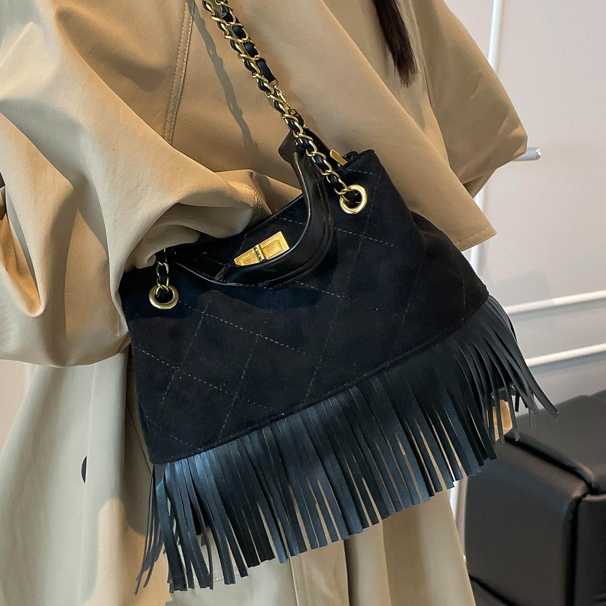 hot Free delivery designer shoulder bag Fashionable solid color minimalist handbag for daily leisure and comfort