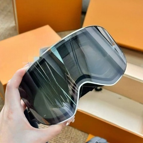 Ski Goggles Skis Su… - image