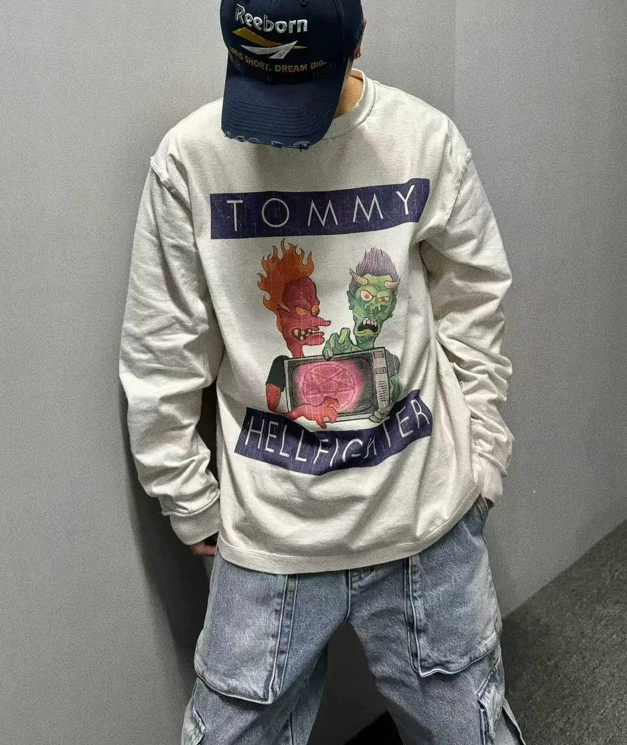 Trendy Cotton New Style Vintage Devil Fivepointed Star Print Mens Long Sleeves Round Collar Sweatshirt High Quality Oversize W251027