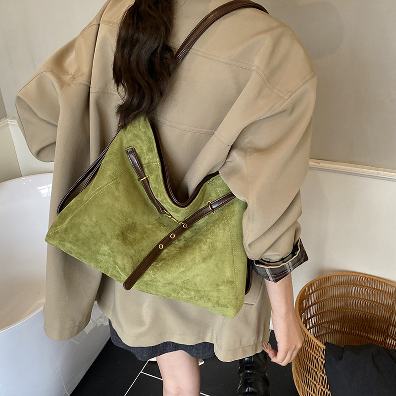 Free shipping designer bag Suede Bag Women Large Capacity New Autumn Winter Casual Shoulder Bag Commuter Tote Bag Backpack