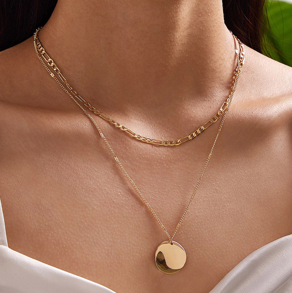 Designer necklace Simple personalized round irregular gold coin necklace with relief pendant collarbone chain Valentine's Day gift gold necklace 