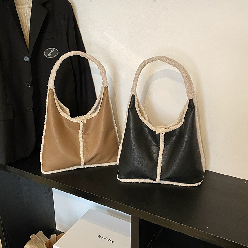 Autumn and winter new fur shoulder bag designer women's armpit bag fashionable retro nostalgic plush handbag