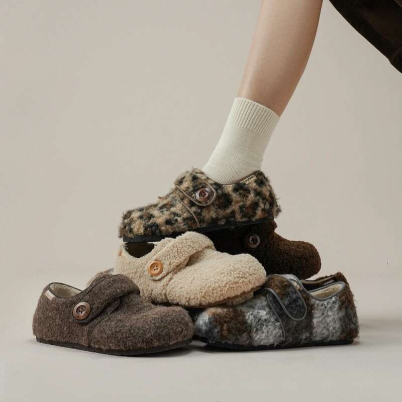 Brown Lamb Wool for Autumn and Winter 2025 New Style Fleece-Lined Warm Cotton Shoes Flat Loafers