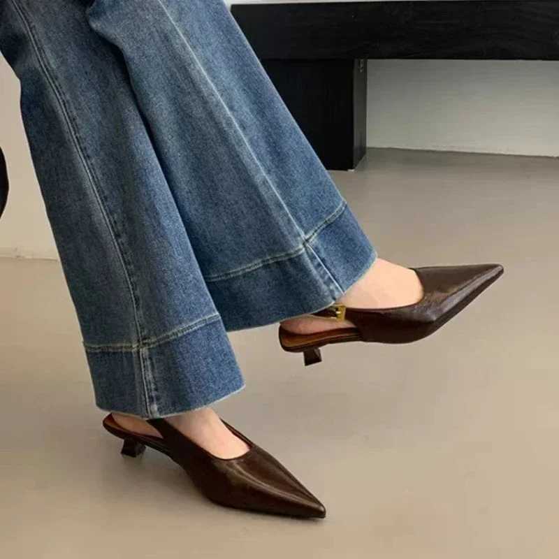 2025 Black Summer New Women Sandal Fi Pointed Toe Shallow Slip Ladies Elegant Slingback Shoes Thin Med Heel Dress MulesXJ251027