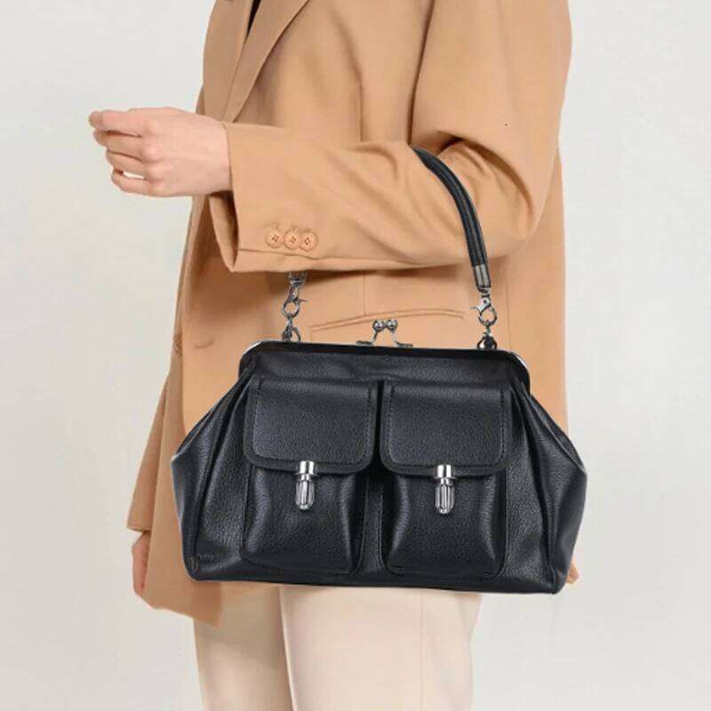 Fashion Commuting Tote Women's Handbag Retro Leather Large Capacity Shoulder 2025 New Crossbody Bag