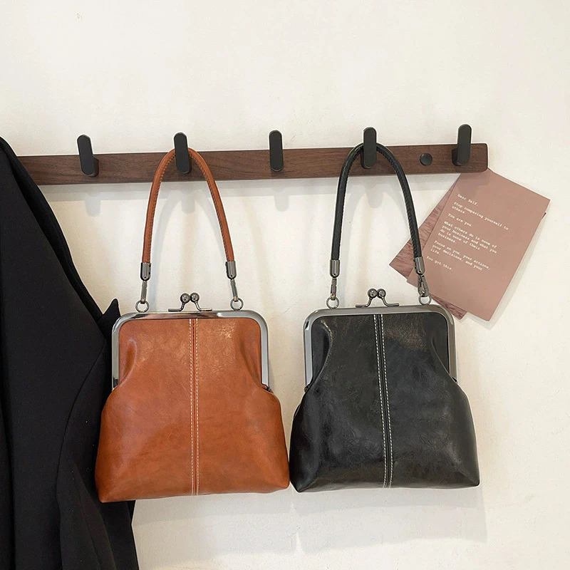 Large Capacity Vintage Womens Handbag Elegant Kiss Lock Shoulder Bag PU Leather Retro Chinese Style Crossbody Bag Solid Color 251027