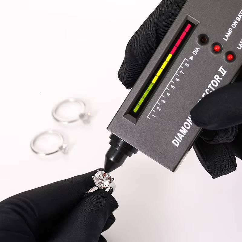 Fashion Women Engagement Jewelry Iced Out 925 Sterling Silver VVS Moissanite Diamond Wedding Ring with GRA Certificate