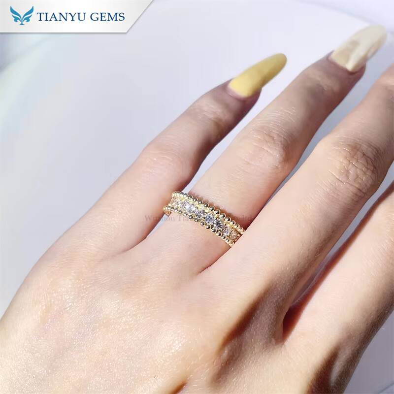 Tianyu Gems 18k Yellow Gold Full Band 22mm Moissanite Diamonds Ring for Women Engagement