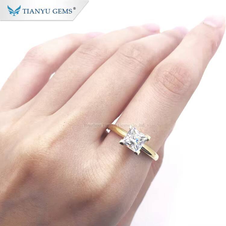 Tianyu Gems 6x6mm Princess Cut Moissanite Ring 12ct square Shape Gemstone Solitaire Rings Women 18k 14k 10k Yellow Gold Jewelry
