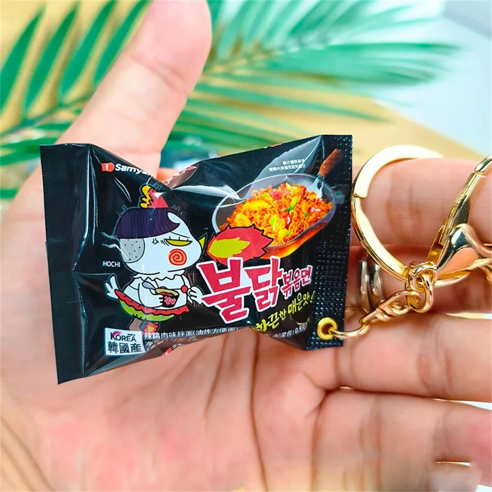 Simulation Instant Noodles Keychain On The Phone Mini Snacks Pendant Bag Pendant Car Key Ring Gifts For The Year 251021