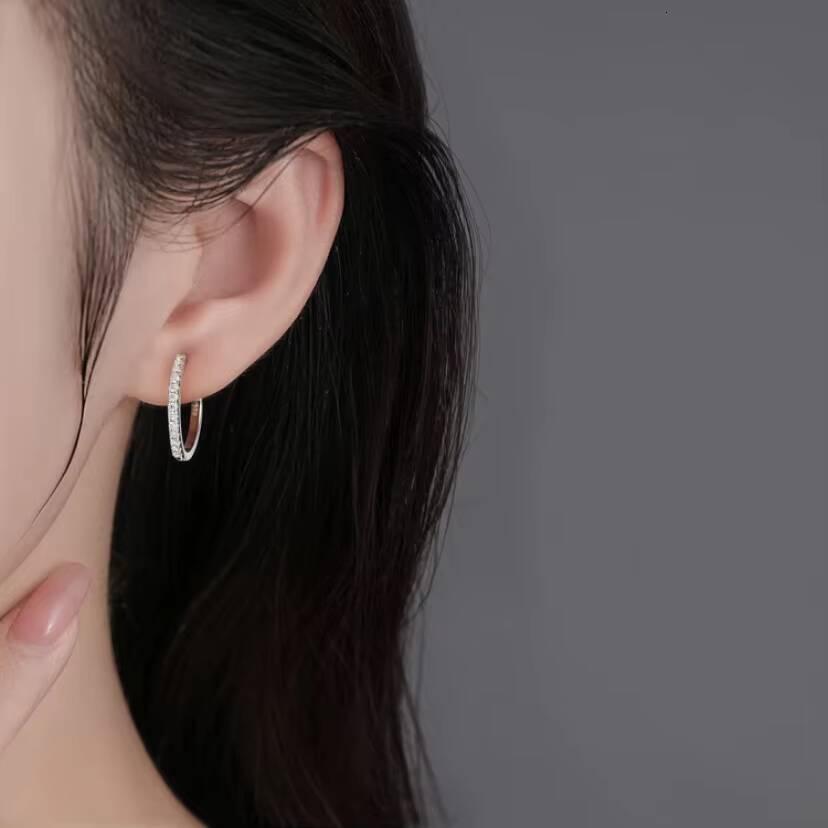 Wholesale Luxury 925 Sterling Silver Fine Moissanite Earrings Minimalist Hoop Earring Moissanite Jewelry for Women Girls
