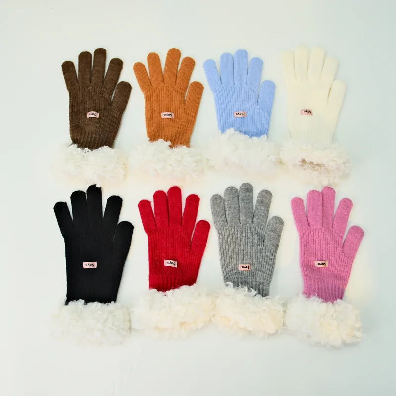 Winter Korean Version Plush Combined Knitted Gloves for Women Touch Screen Mittens for Outdoor Cycling and Warmth 251024