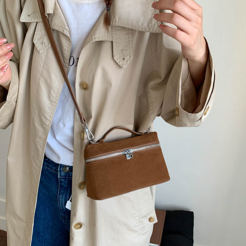 Free shipping designer bag Niche Fashion Simple Stylish Box Bag for Women Elegant Trendy New High-Quality High-Value Crossbody Bag for Women