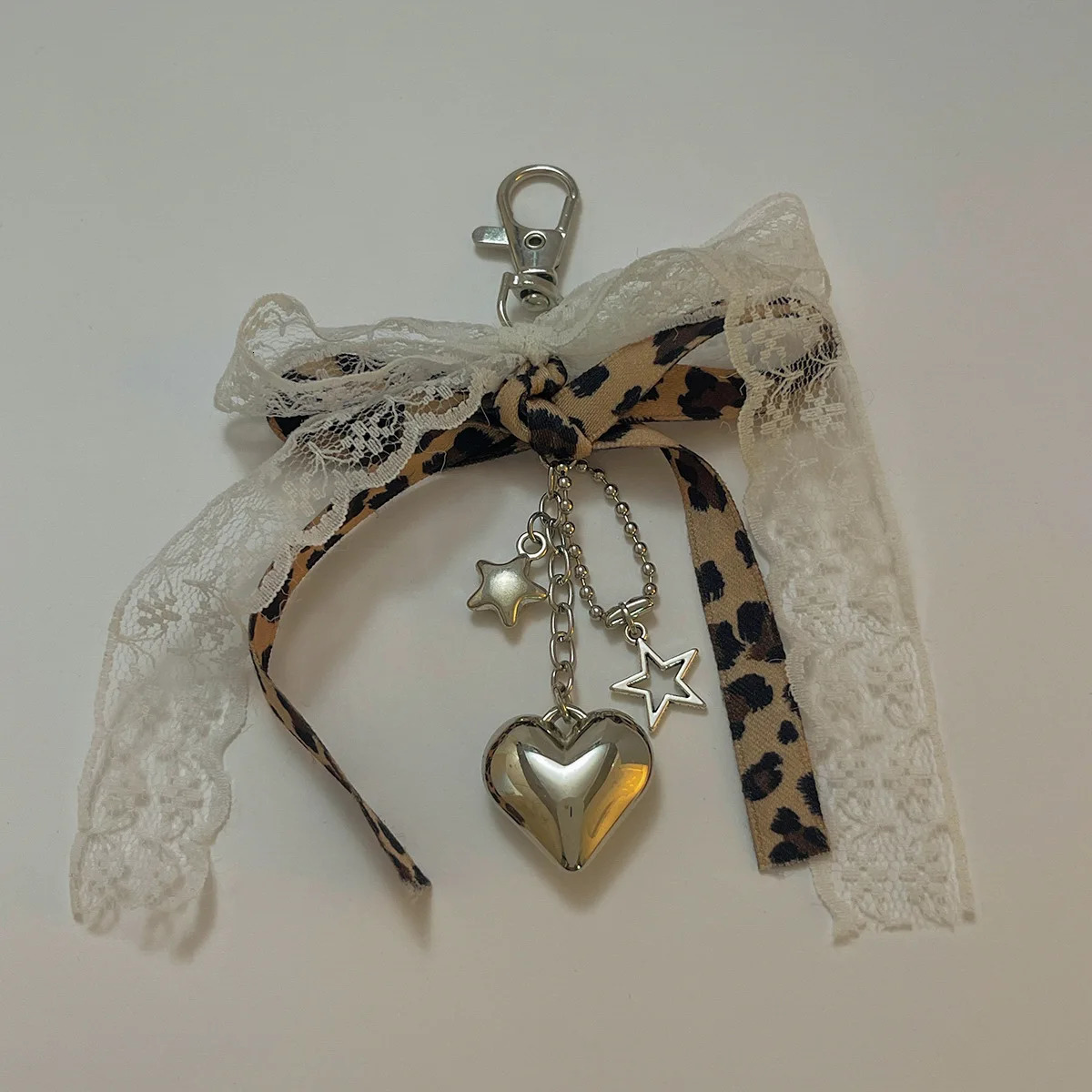 Goth Y2K Lace Leopard Bow Key Chain Heart Charm Pendant Kawaii Key Chain for Bag Accessory Women Trendy Tassel Chain Jewelry 251027